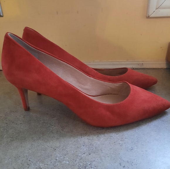 Louise et Cie suede heels - Picture 3 of 5